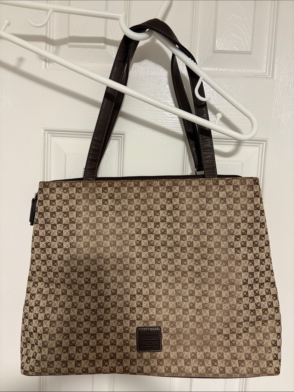 Liz Claiborne Brown Patterned Bag with Dark Brown Handles